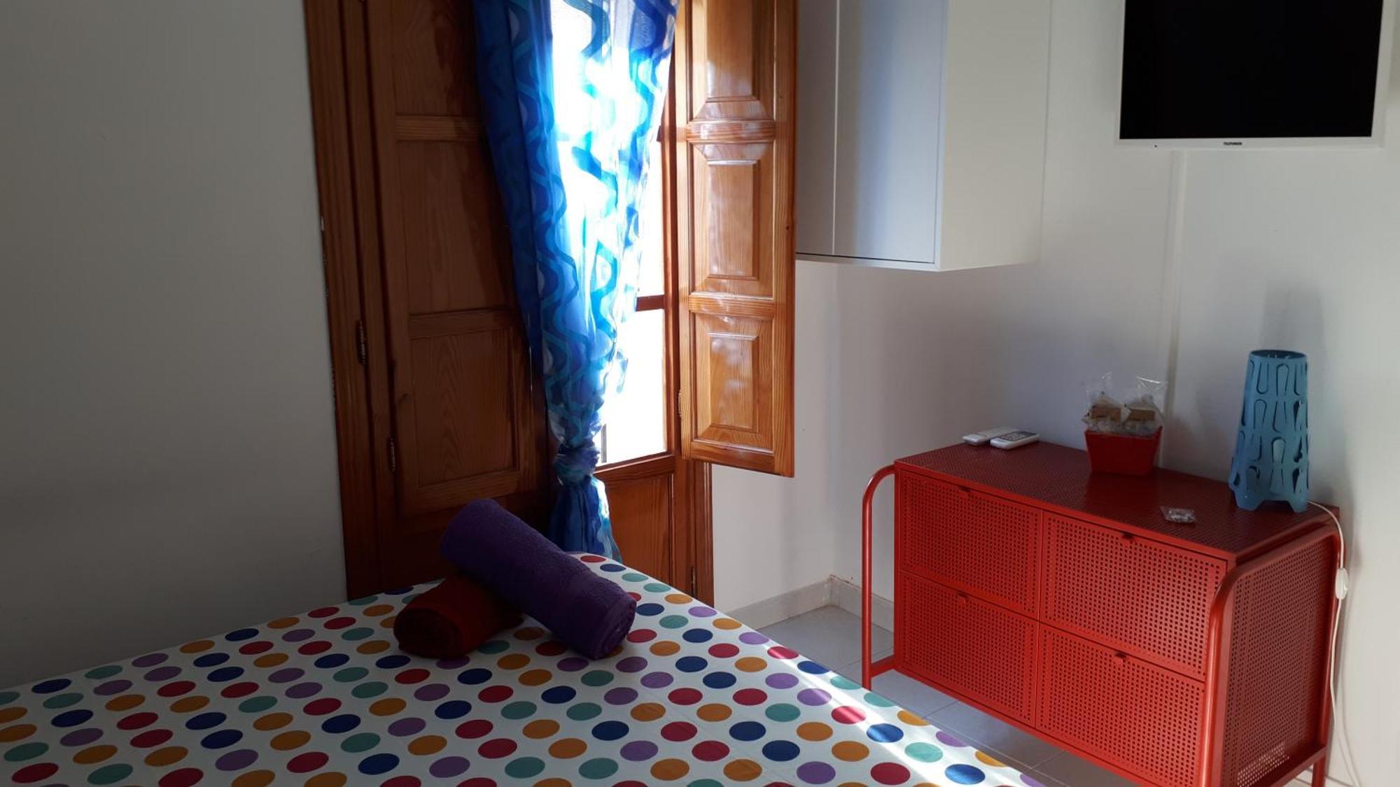 Double Room Private Bathroom