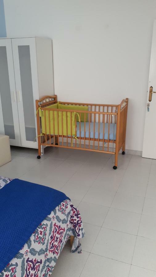 Large Double Room Sofa Bed Private Bathroom