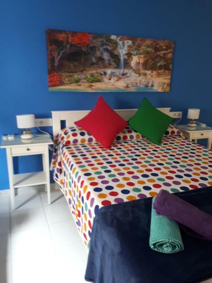 Large Double Room Sofa Bed Private Bathroom